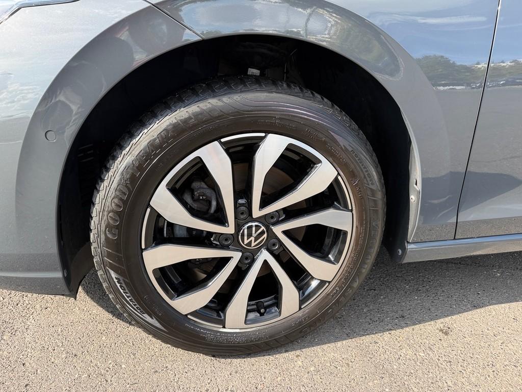 Volkswagen Golf 1,5 l TSI AHK, миниатюра 3