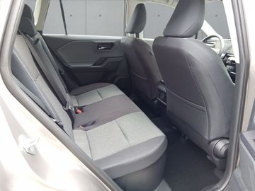 Toyota RAV 4 - 10