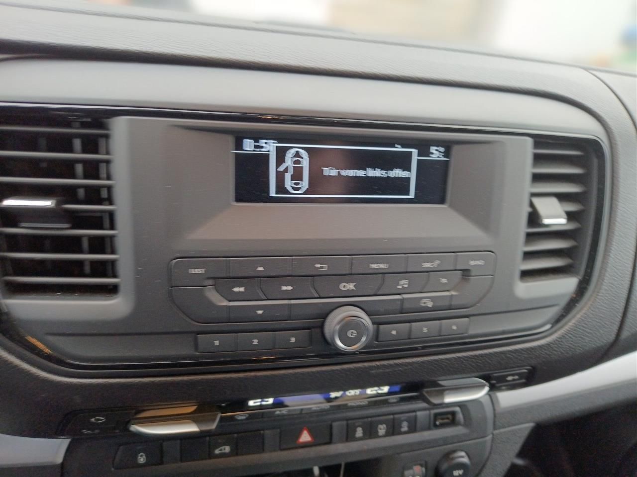 Fahrzeugabbildung Opel Vivaro Cargo M 2.0 Diesel Automatik