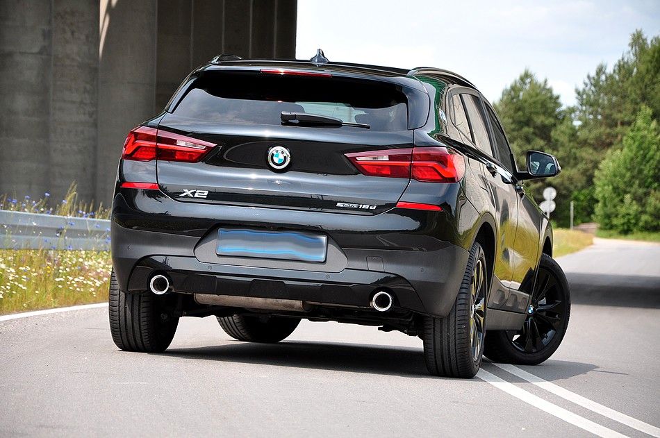 BMW X2 sDrive 18 d RFK Navi DAB Shadow-Line foto 11