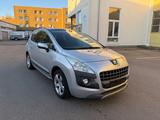 Peugeot 3008 Platinum 1.Hand Automatik Navi Pano - gebrauchte Peugeot 3008 aus dem Jahr 2011