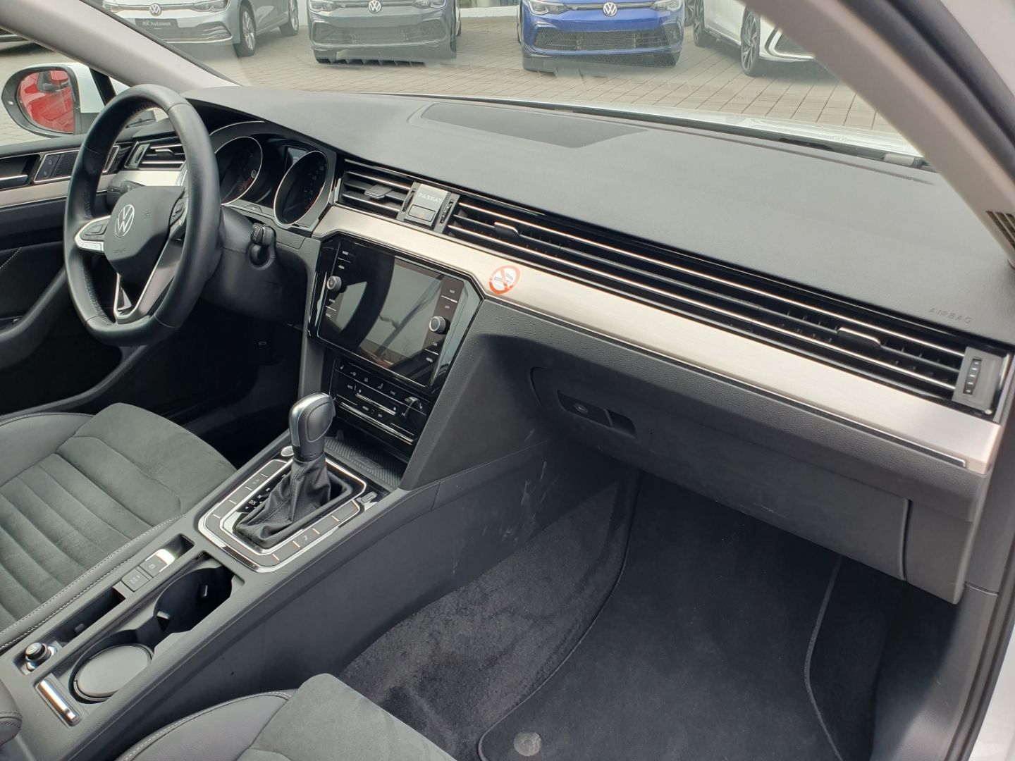 Volkswagen Passat Variant Elegance 2.0 TDI AHK-klappbar Nav foto 14