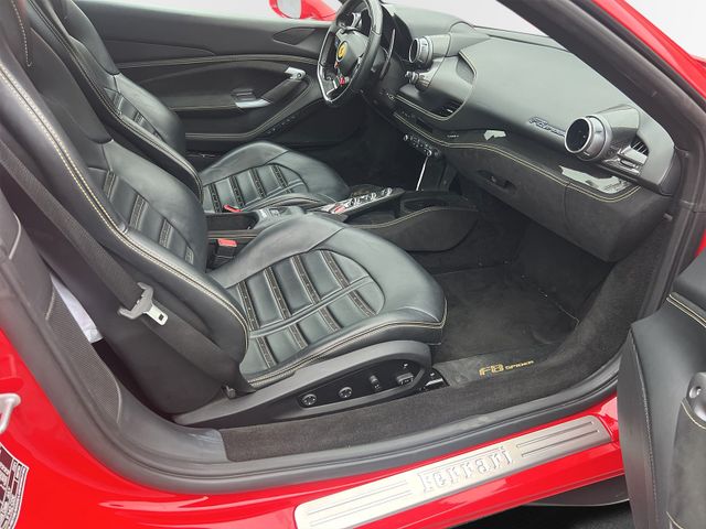 FERRARI F8 – Bild 12