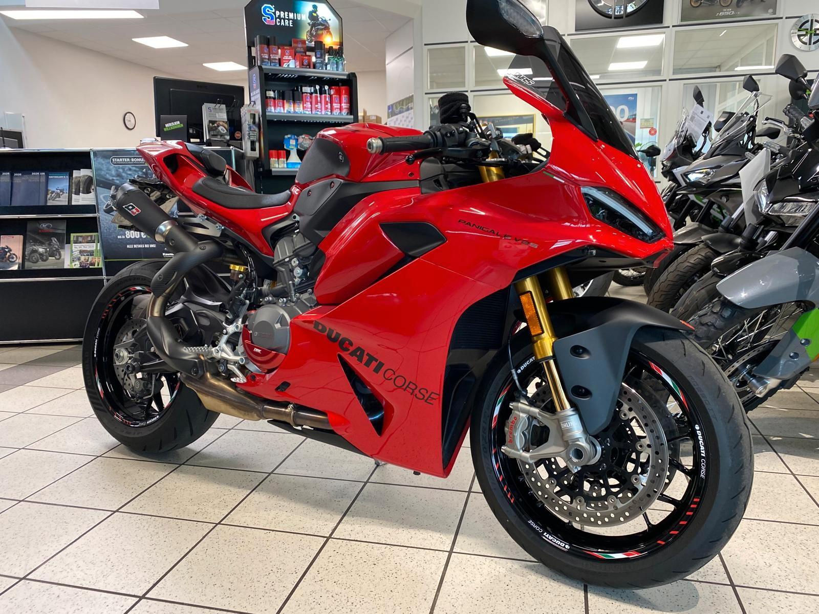 Ducati Panigale V2 S - 1. Hand &viel Zubehör QD-Auspuff