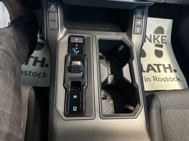 Toyota RAV 4 Teamplayer 2,5l Hybrid 4×4