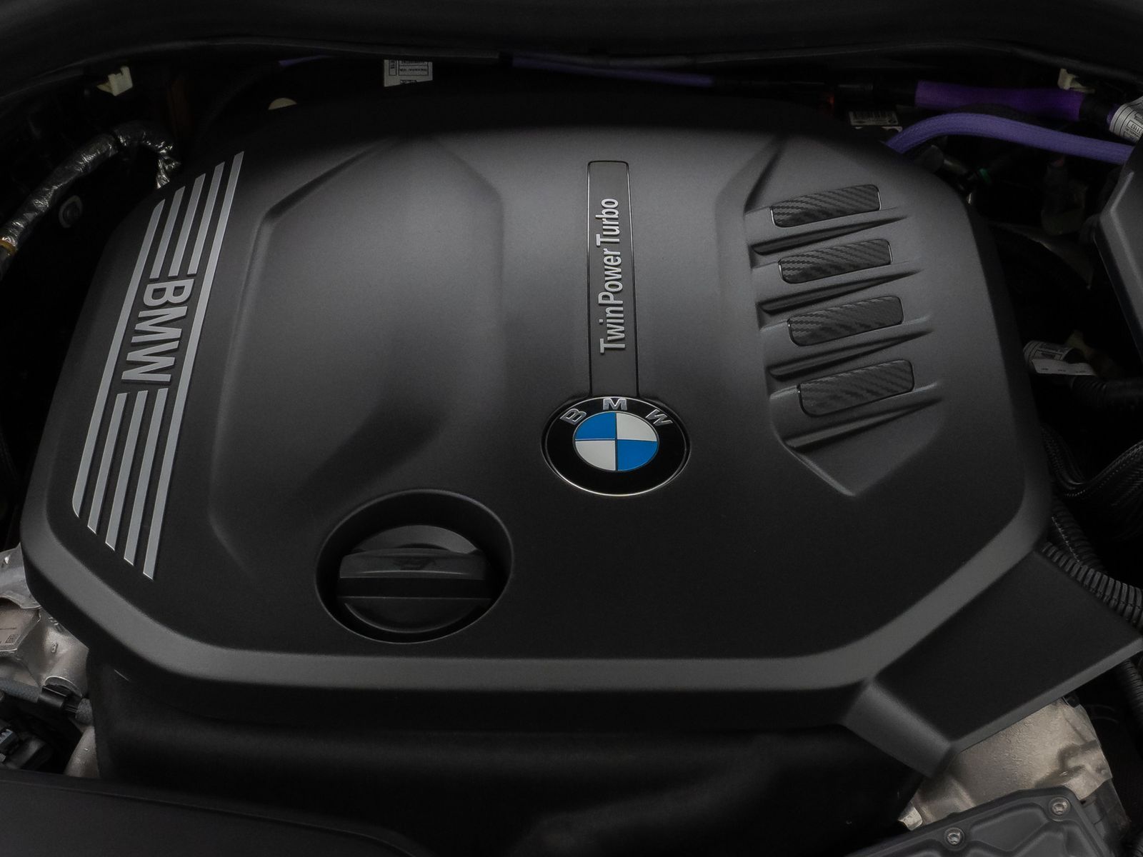 Fahrzeugabbildung BMW 520d Kamera DAB 4xKlima Leder M Sport AHK Alarm