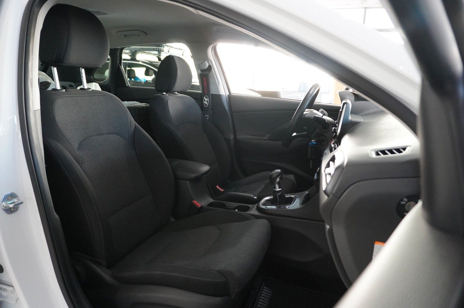 Fahrzeugabbildung Hyundai i30 LIM. 1.5 T-GDI 48V NAVI/LED/SPORT/KAMERA/DAB