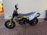 Husqvarna 701 Supermoto - SUPERMOTO