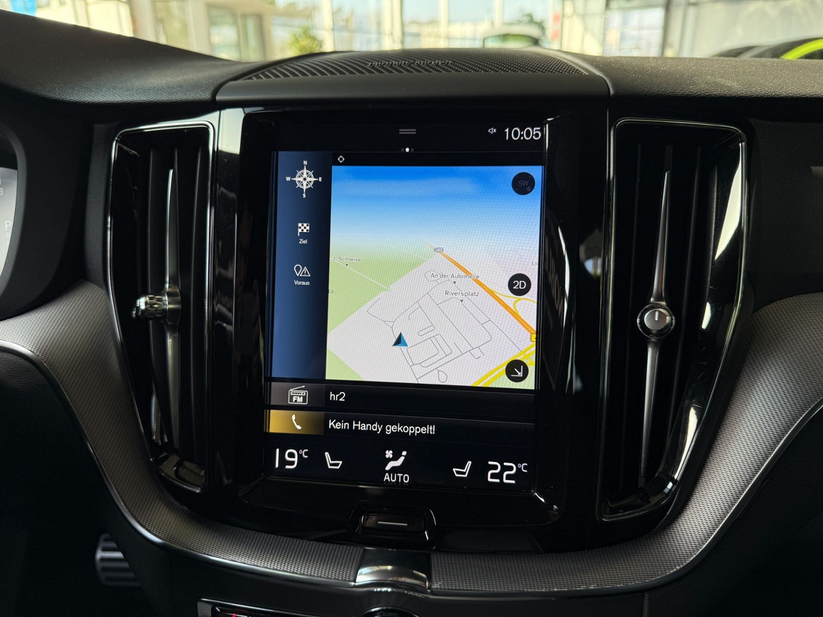 Fahrzeugabbildung Volvo XC60 R Design AHK H/K KAM LED