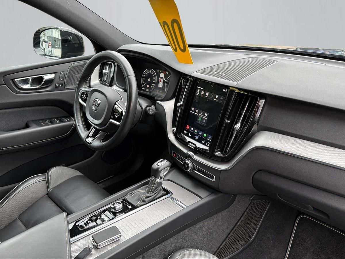 Volvo XC60 R Design 2WD 2.0 Diesel KAT Android Auto Me foto 6