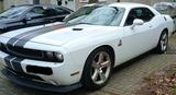 Dodge Challenger SRT8 6.4 UNFALLFREI - Dodge Challenger in Duisburg