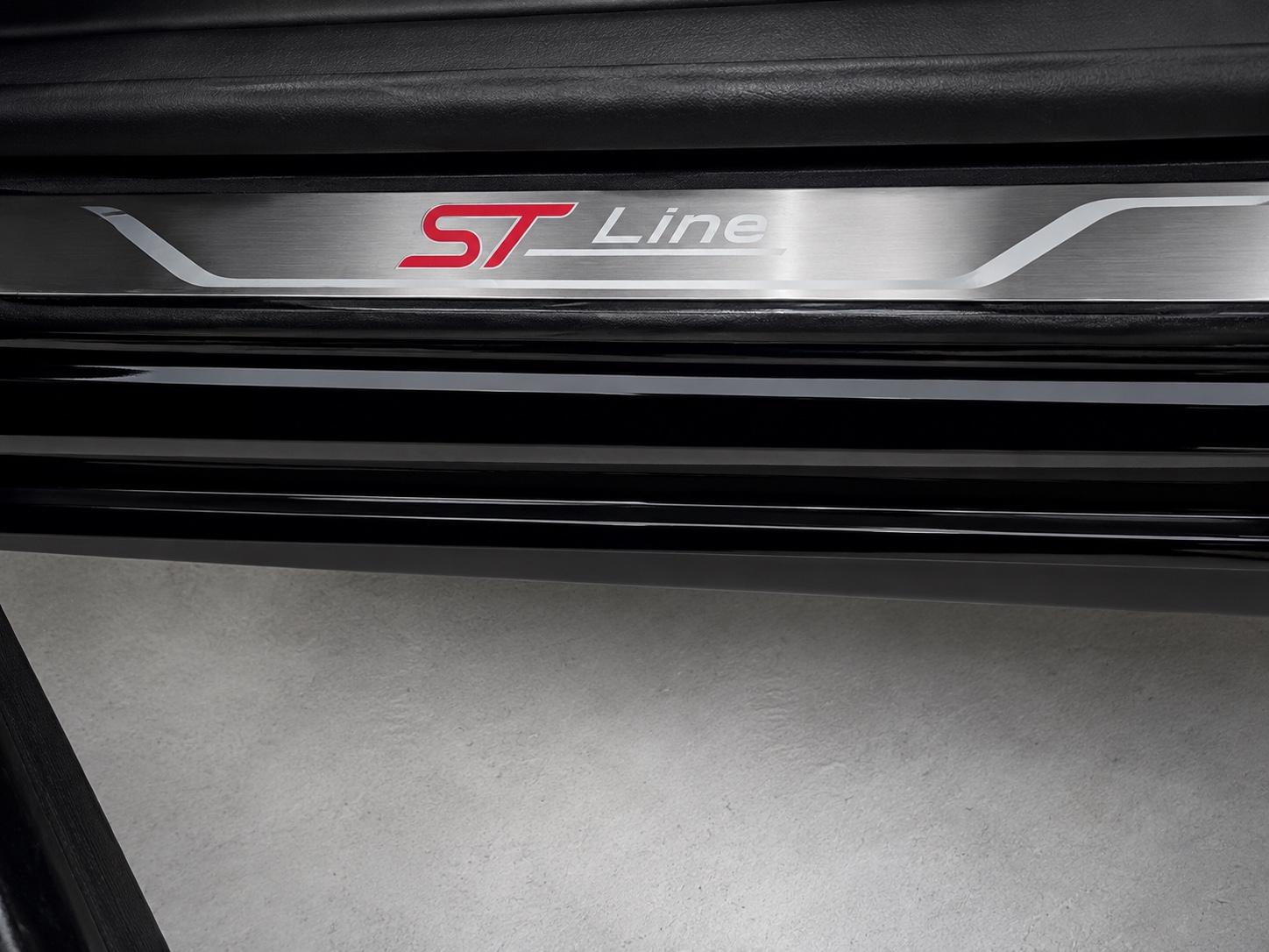 Ford Focus ST Line Automatik Mod.2020 Vollaussta.AHK, миниатюра 16