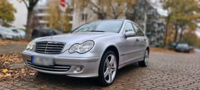 Mercedes-Benz Mercedes C180