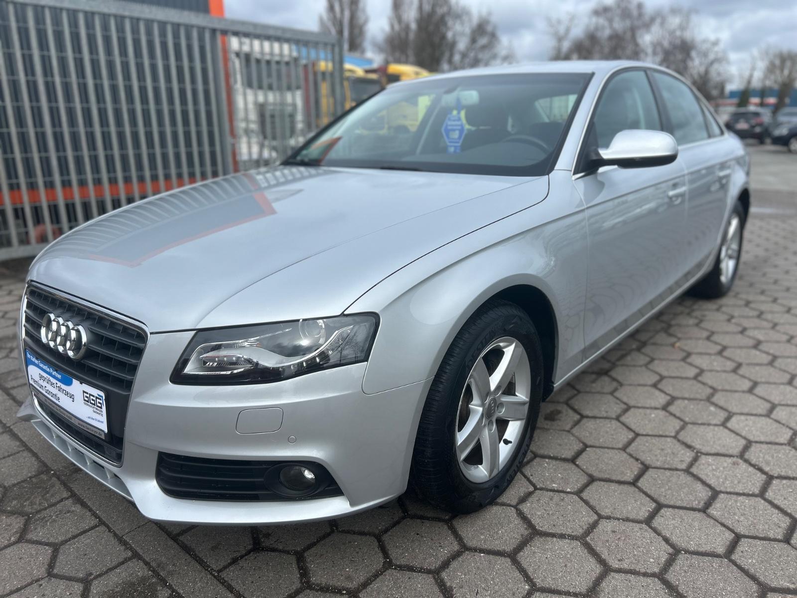 Audi A4 Ambiente * 46500TKM *NAVI*R-KAMERA*LED*