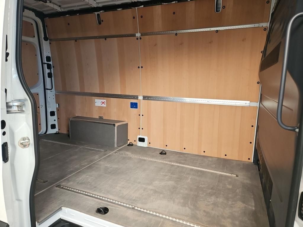 Fahrzeugabbildung Mercedes-Benz Sprinter 317 Kasten L2H2 SHZ 360° Navi Schwings.