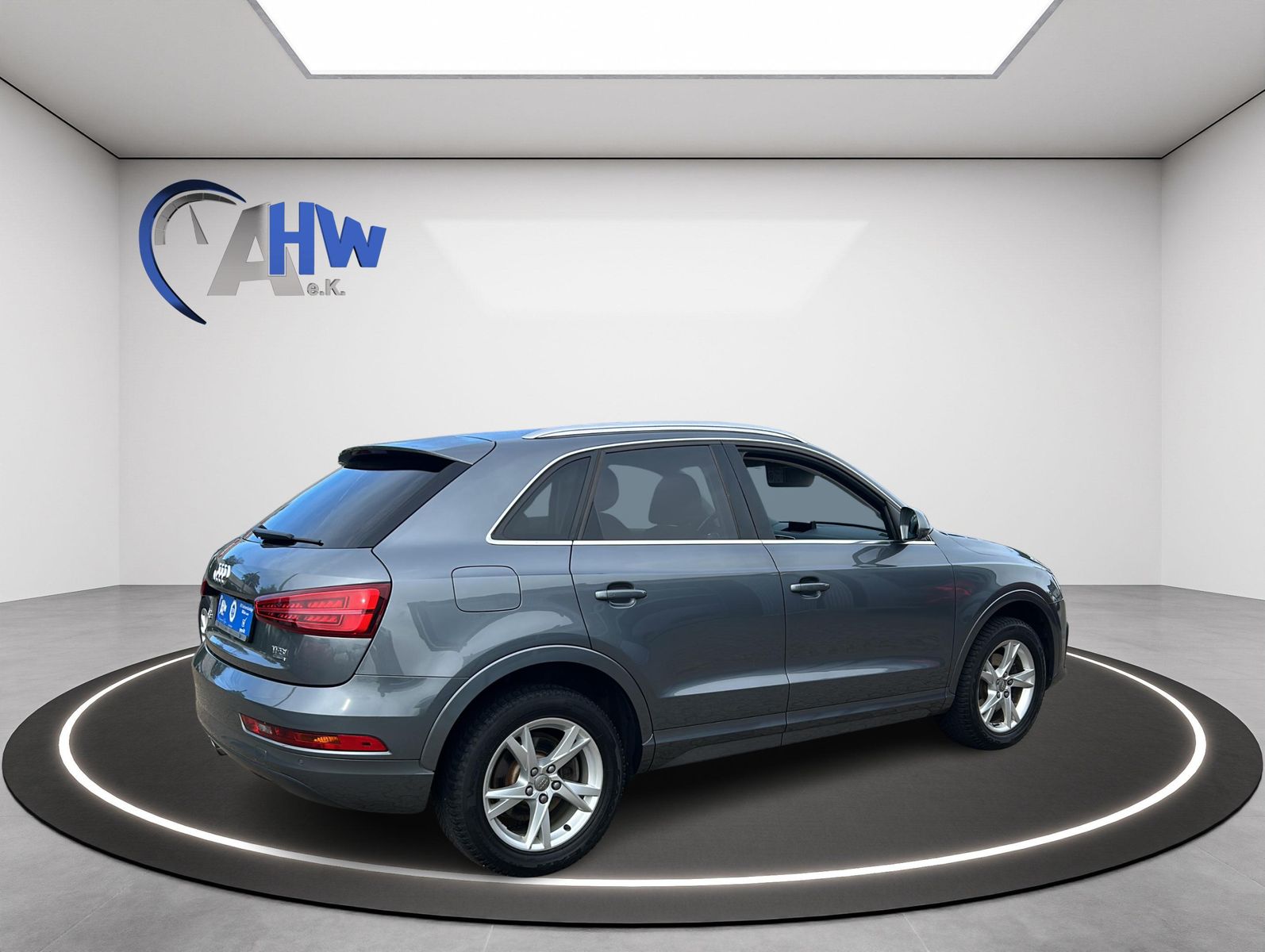 Fahrzeugabbildung Audi Q3 2,0 TFSI sport quattro
