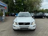 Volvo XC90 D5 R-Design 7-SITZER°AUTOM°LEDER°TEMPOM°AHK - Volvo XC90 aus 2013: Geländewagen