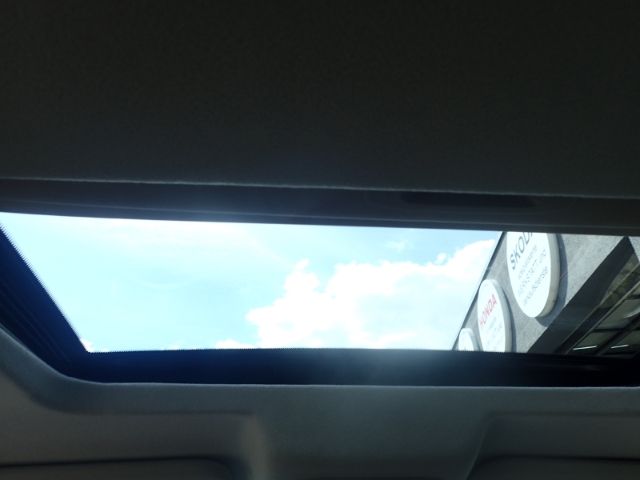 Fahrzeugabbildung SWM G03 7-Sitzer Schiebedach Kamera Lichtsensor CarP