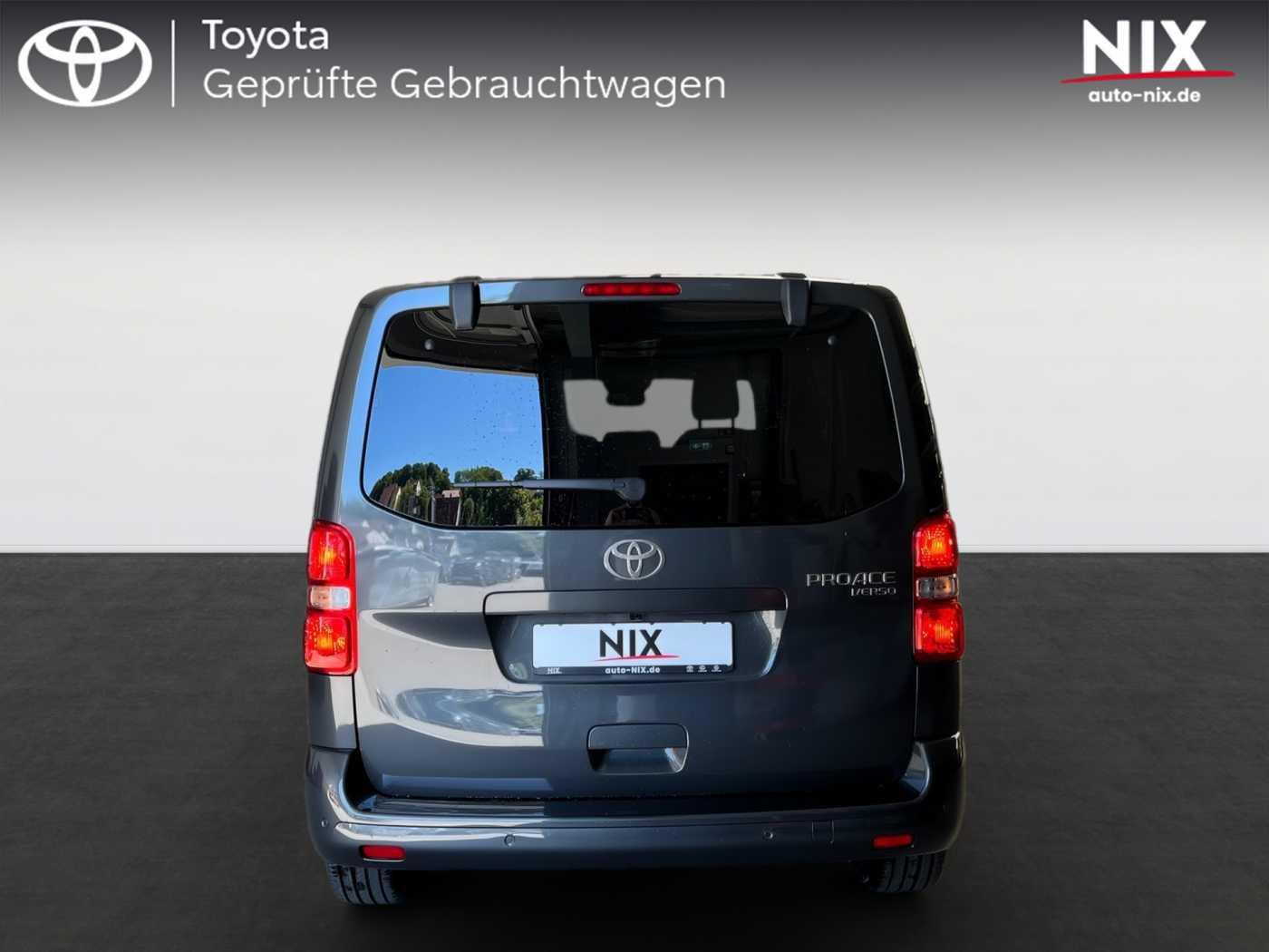 Toyota Proace Verso 2.2 D AT Teamplayer L1 8-Sitzer