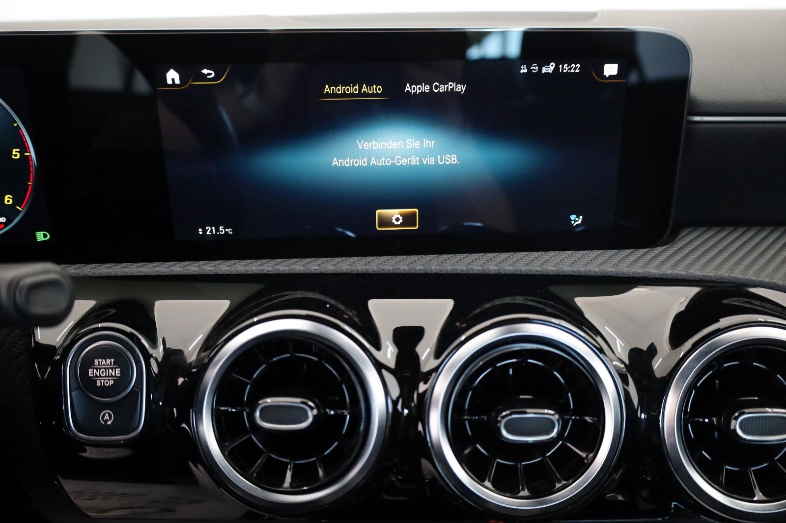 Fahrzeugabbildung Mercedes-Benz CLA 200 d Coupé, Navi,LED,SH,Kamera,DAB,Carplay