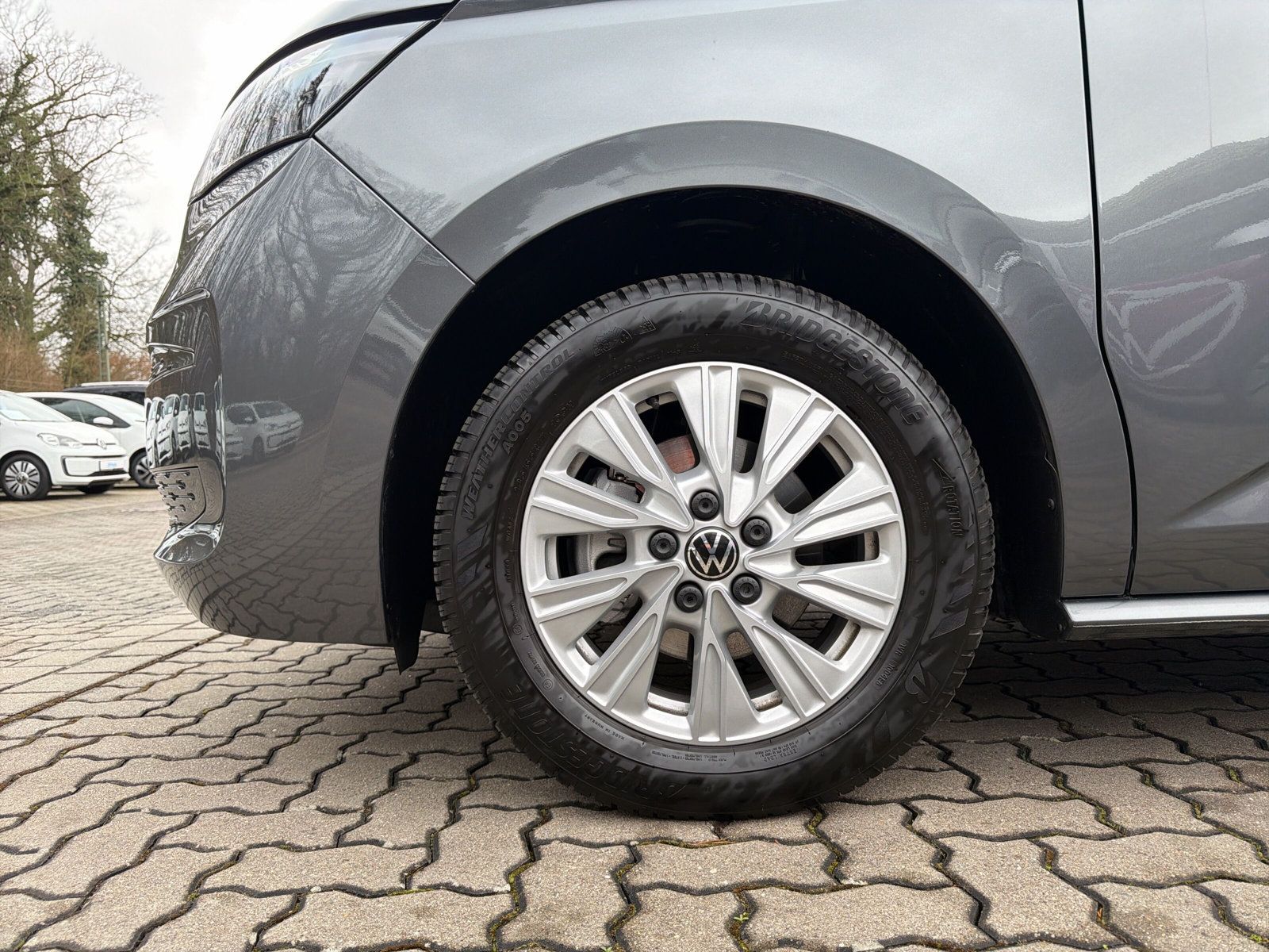 Multivan Life TDi DSG Navi LED AZV 7S Life
