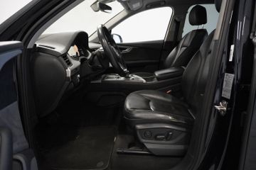 Audi Q7 - 12