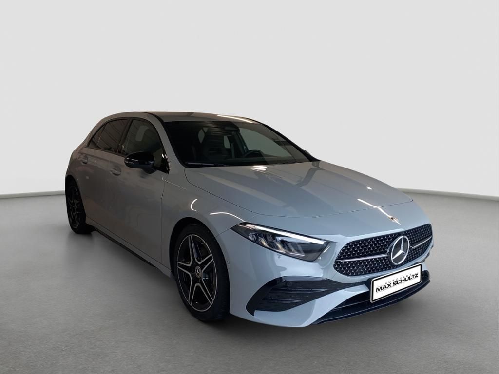 Fahrzeugabbildung Mercedes-Benz A 180 Kompaktlimousine AMG Line*Night Paket*LED