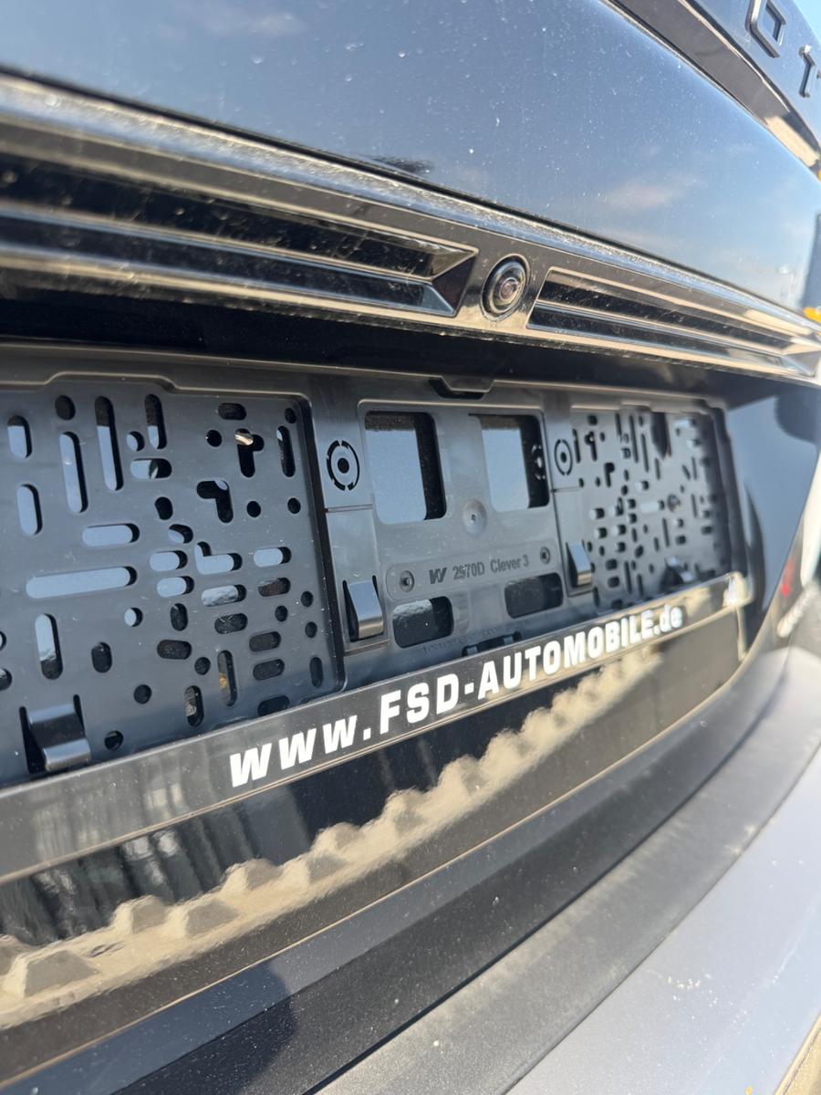 Peugeot 2008 Hybrid 145 GT, ACC, Navi
