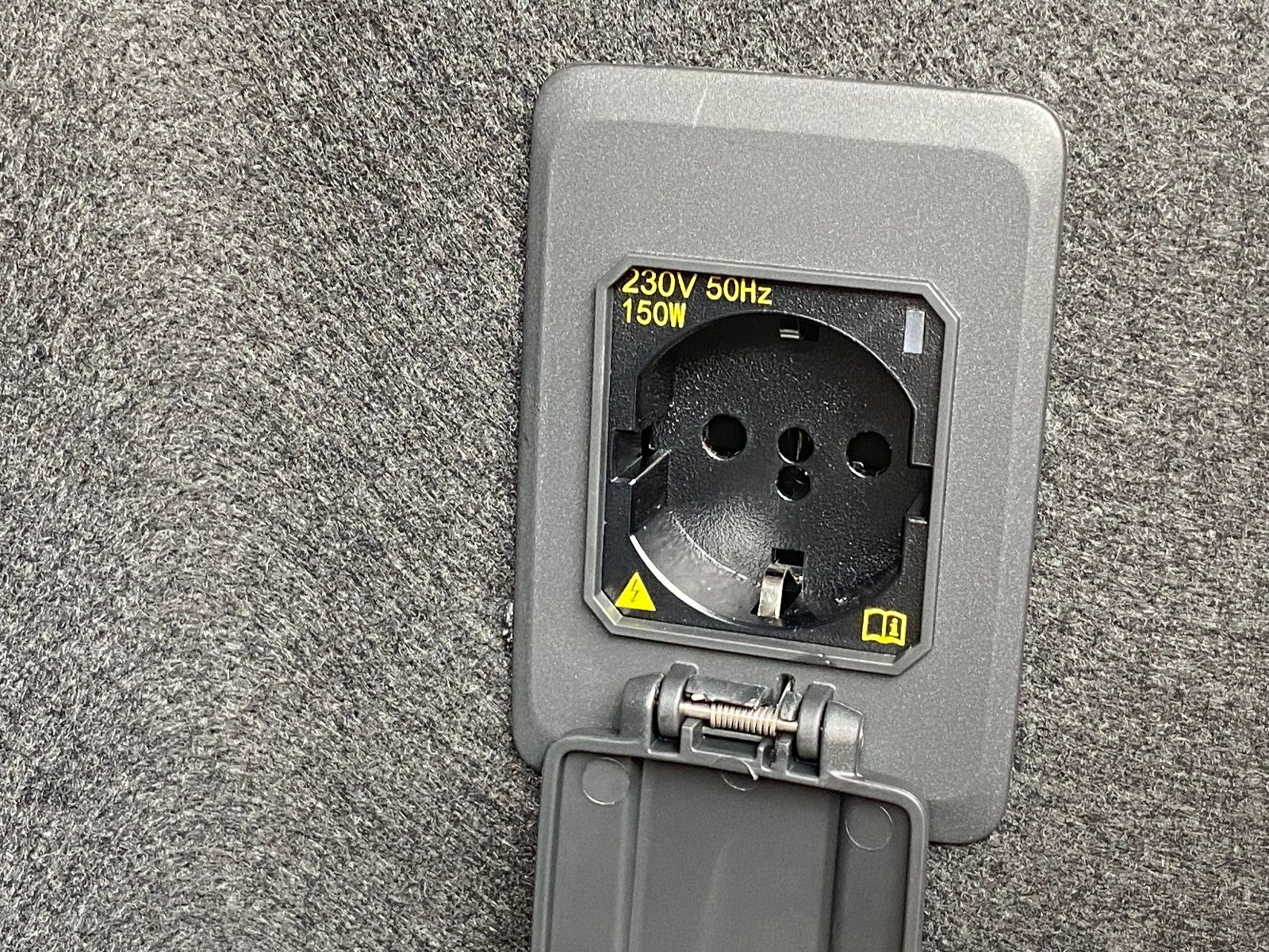 Fahrzeugabbildung CUPRA Formentor 1.5 eTSI DSG *Winterpaket