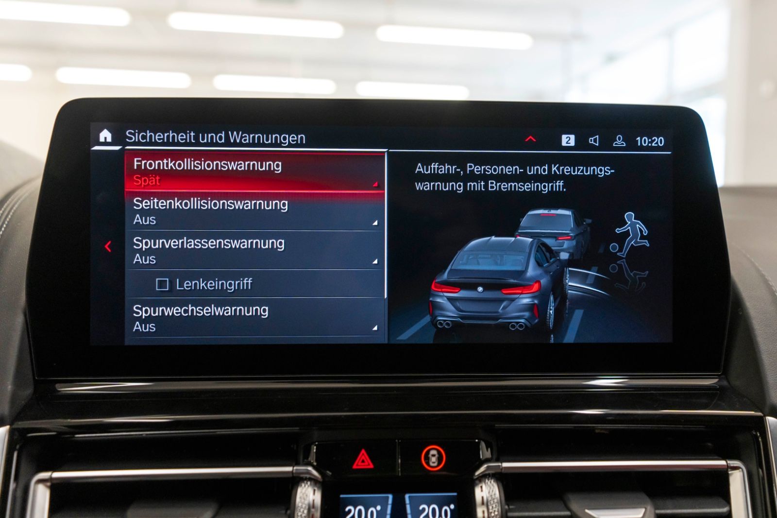 Fahrzeugabbildung BMW M8 Competition GC Head Up Laserlicht B&W ACC 360