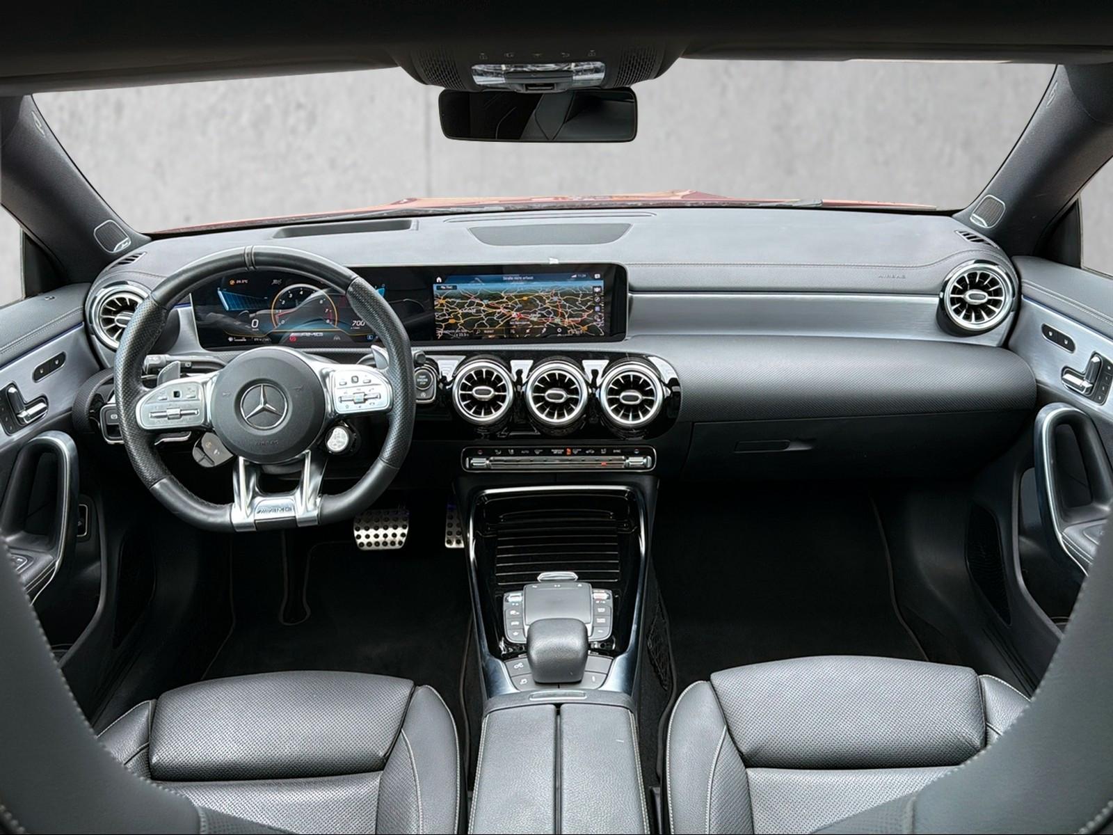 Mercedes-Benz CLA 35 AMG Shooting Brake / VOLLAUSSTATTUNG
