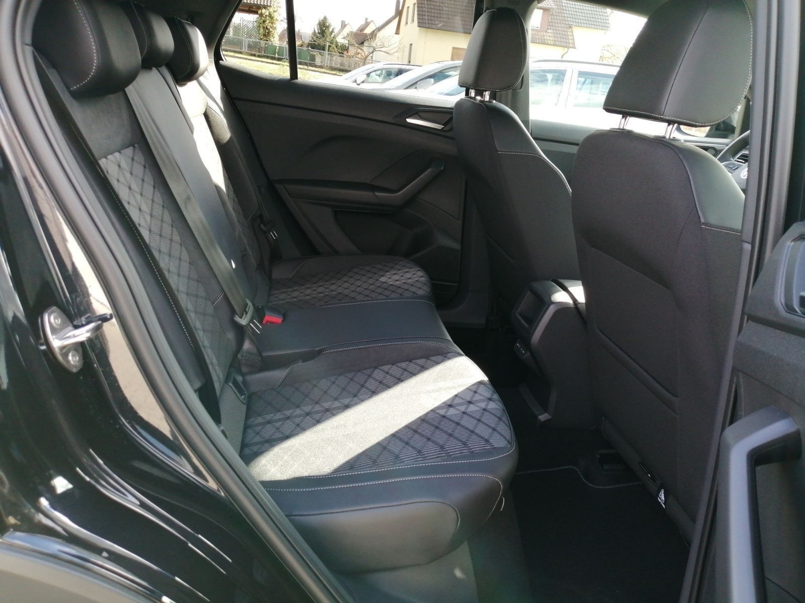 Volkswagen T-Cross - Bild 16