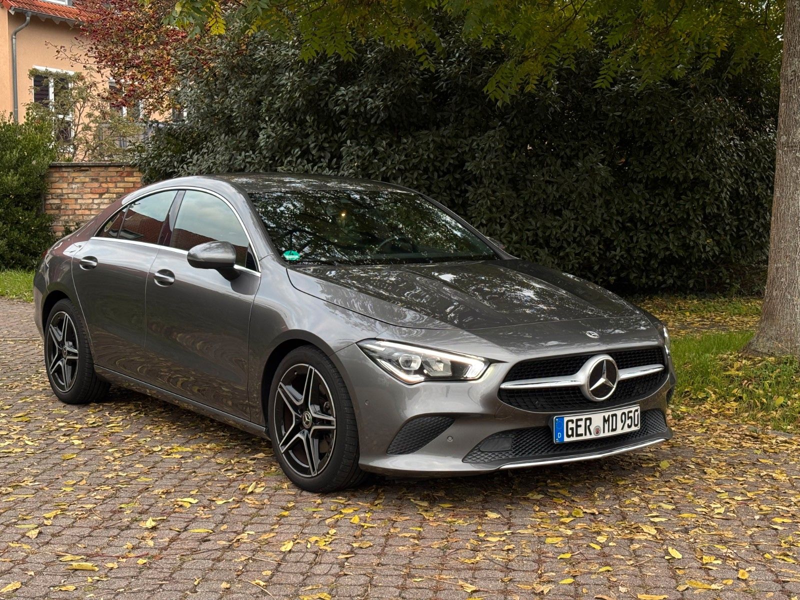 MERCEDES-BENZ CLA 200 |Rückfahrkam.|Lenkradheiz.|Goß. Navi|SHZ