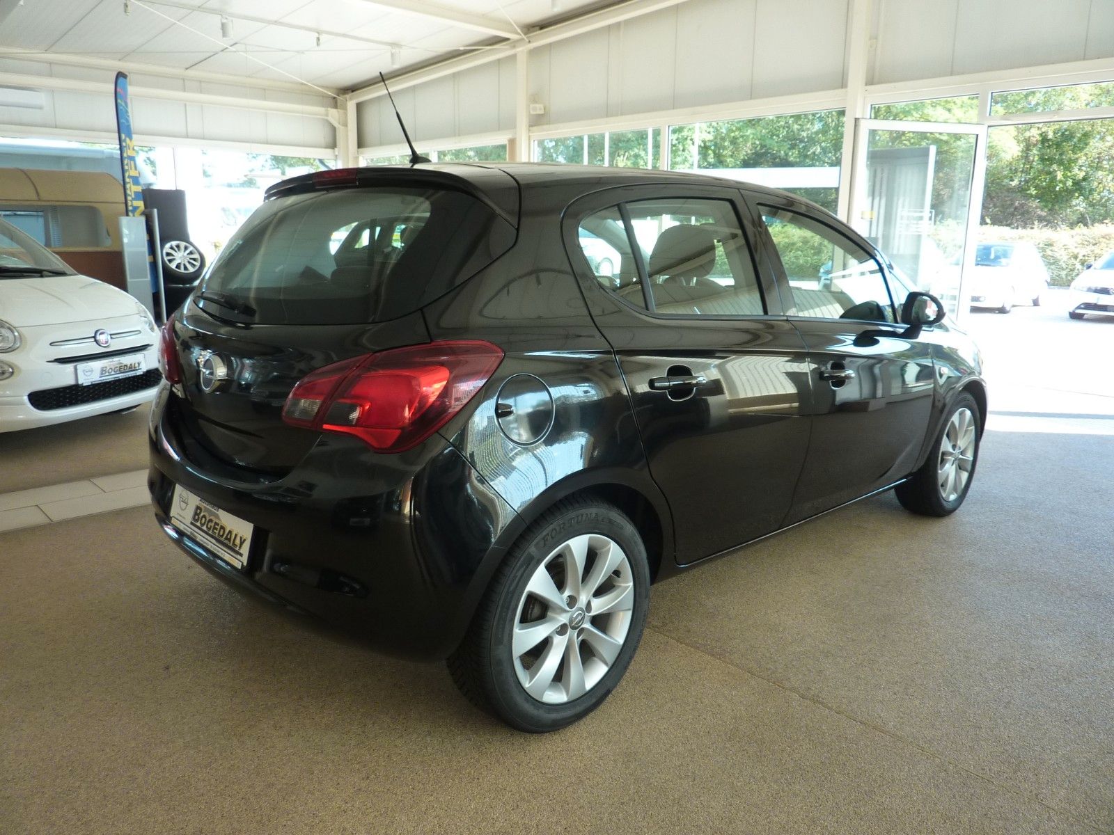 Fahrzeugabbildung Opel Corsa 1.4 Edition, AC, BC, Allwetter