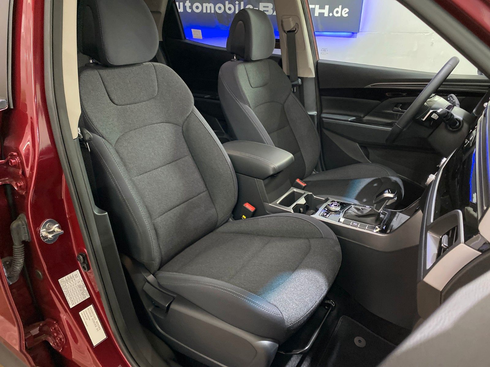 Fahrzeugabbildung Ssangyong Korando RUBY  1,5AT 4WD *LED*NAVI*TOTWINK