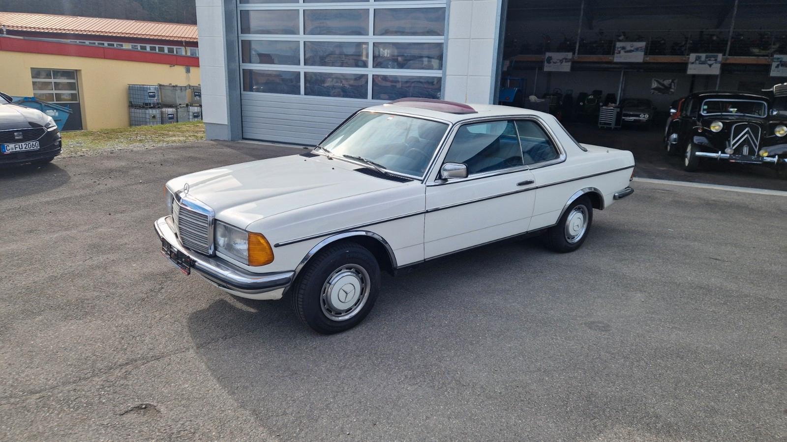 Mercedes-Benz 230 CE