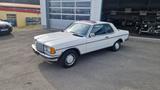 Mercedes-Benz 230 CE - Mercedes-Benz aus 1985: Coupe