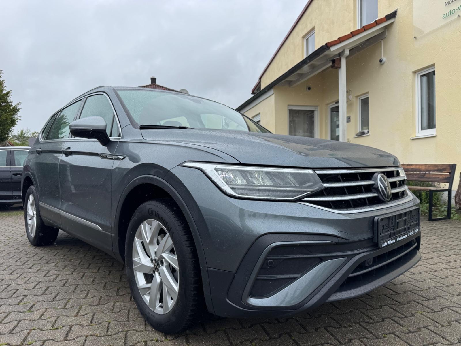 Volkswagen Tiguan Allspace Life AHK ACC LenkHz 7Sitze el.He