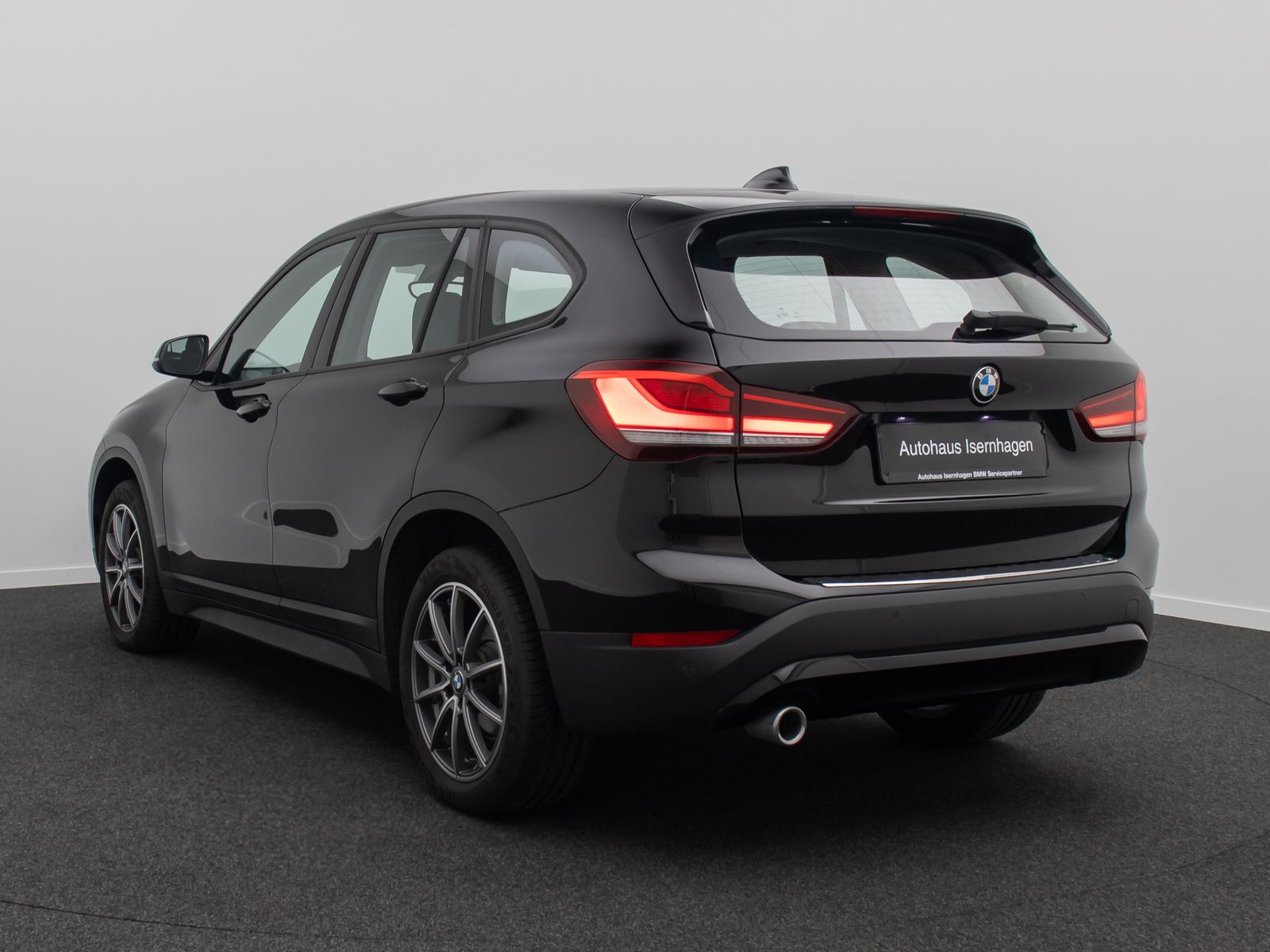 Fahrzeugabbildung BMW X1sD18i DAB HiFi Lenkrhzg DrivAssist Parkassist