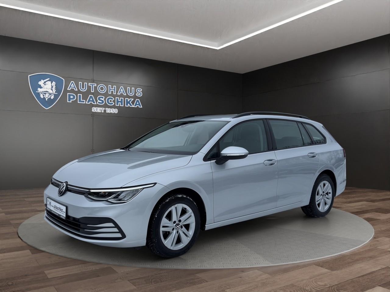 Volkswagen Golf VIII Var. 2.0 TDI Life GJR+APP+NAVI+LED+PDC