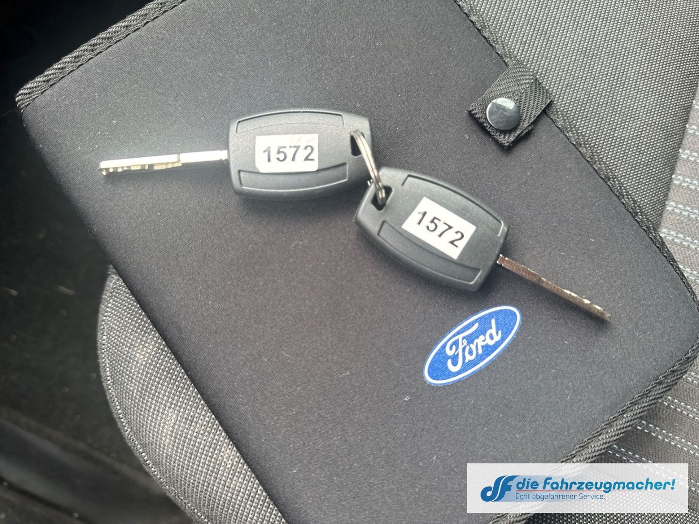 Fahrzeugabbildung Ford Transit Kombi 350 L3 Trend 2.2 TDCi DPF *1572 *K