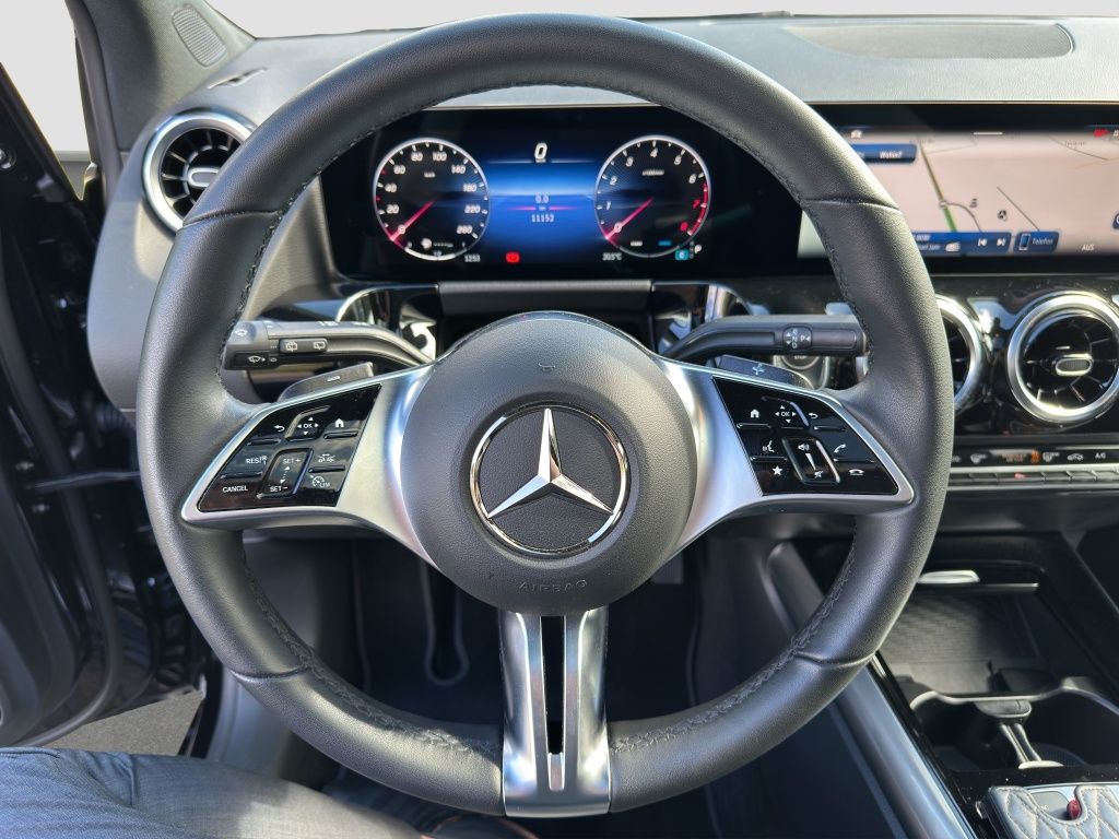 Fahrzeugabbildung Mercedes-Benz B 200 SpurH*AUT*LM*Teilled.
