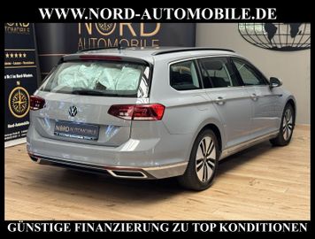 Volkswagen Passat Variant - 12