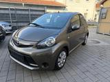 Toyota Aygo (X) 1,0-l-VVT-i - Toyota in Karlsruhe