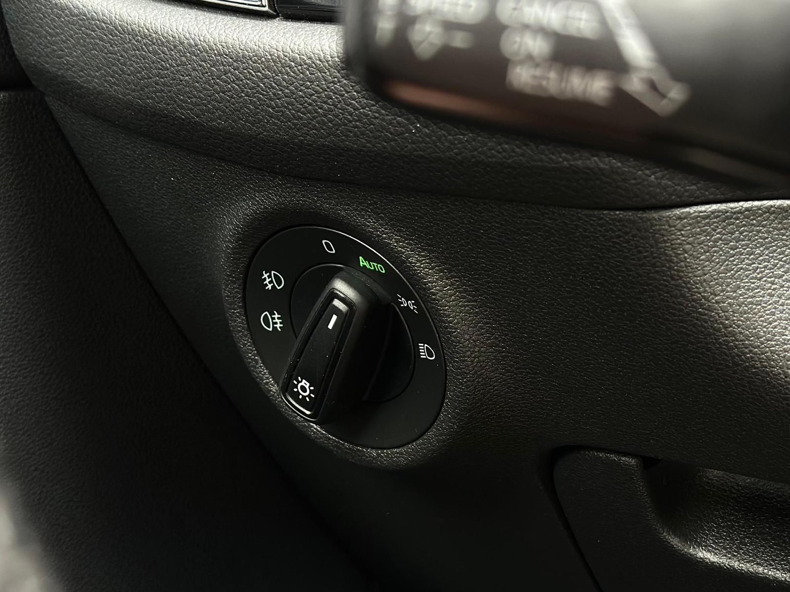 SKODA Kodiaq 1.5TSI DRIVE 125 YEARS* LED#AHK#ACC#NAVI - Image 19