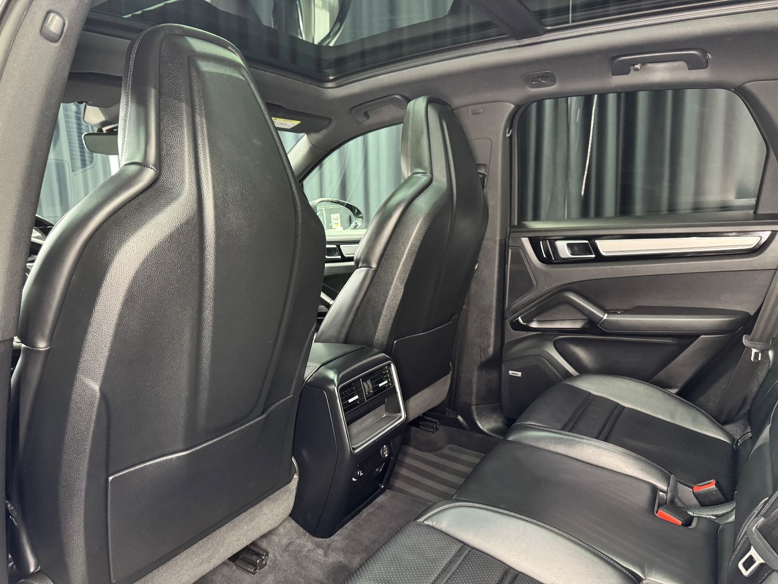 Fahrzeugabbildung Porsche Cayenne S|FACELIFT|PANO|18-WEGE|BOSE|MATRIX|