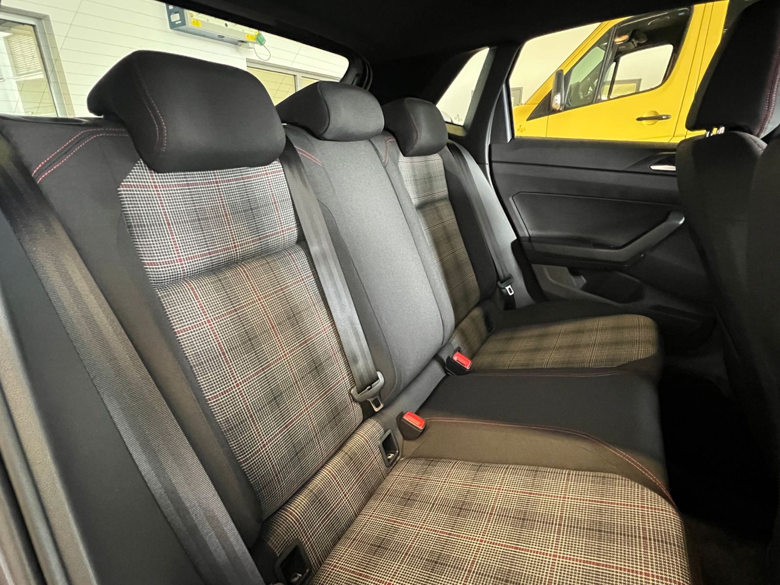 Fahrzeugabbildung Volkswagen Polo GTI 2.0 TSI DSG *IQ.Light, ACC, Ready2Disco
