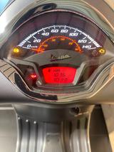 Vespa GTS 125 ABS E5 Supersport wie neu// SOMMER-SALE - Offers