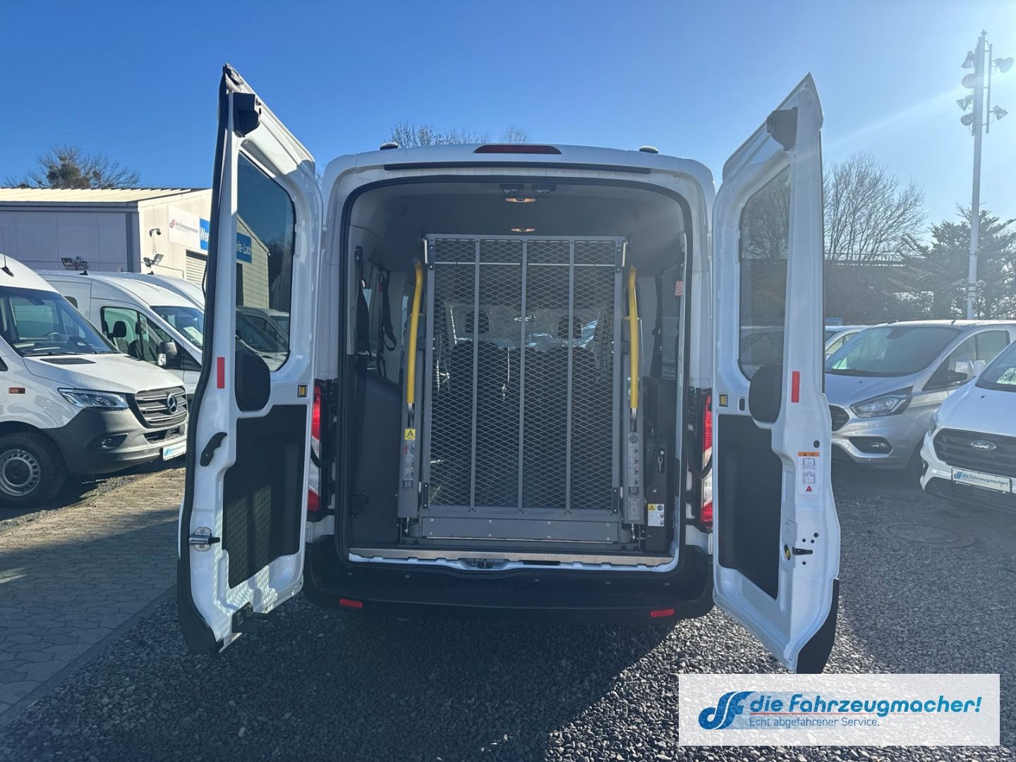Fahrzeugabbildung Ford Transit 350 L3 Trend LIFT* Temp Tel.-Vorb. PDCv+