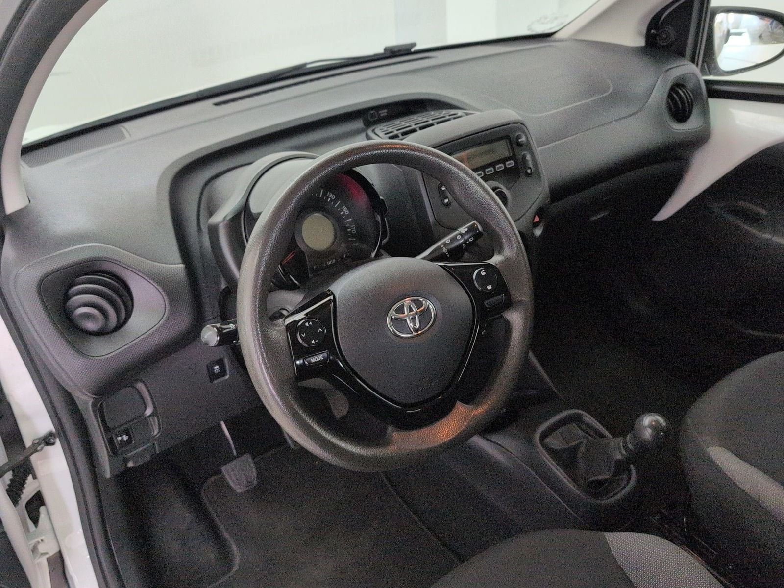 Fahrzeugabbildung Toyota Aygo 1.0 * Klima * Fensterheber
